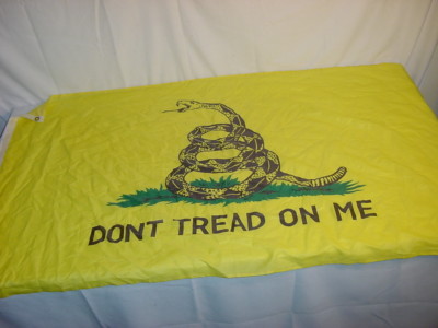 DON'T TREAD ON ME FLAG - REGULAR FLAG SIZE