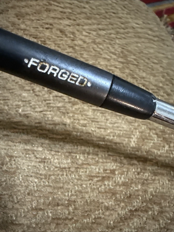 MacGregor 54* Sand Edge W/steel Wedge Shaft Good Grip - Image 2 of 4