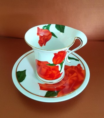 Yamasen Gold Collection Fine Porzellan Tasse + Untertasse Goldbeschichtet Neuwe