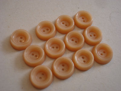 Lot De Boutons Anciens Rose Pour Couture - Mercerie Vintage (1 à 10 Pièces)