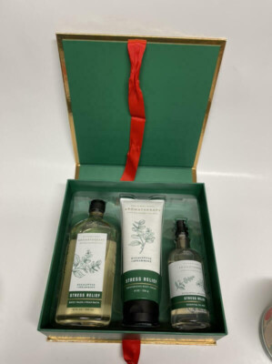 Bath & Body Works Aromatherapy Stress Relief Eucalyptus Spearmint GIFT Set