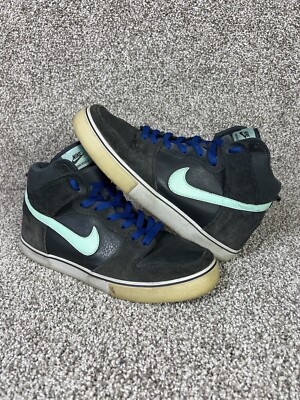 footlocker bugs bunny