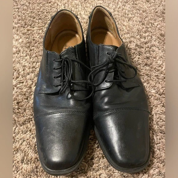 Scarpa da uomo nera Clarks taglia 8