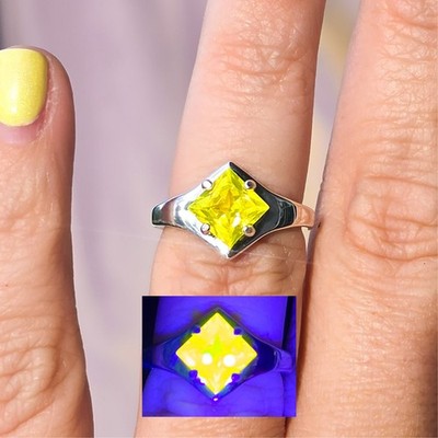 Sterling YAG Ring UV Gelb Yttrium Aluminium Granat Quadrat Princess Cut Schild