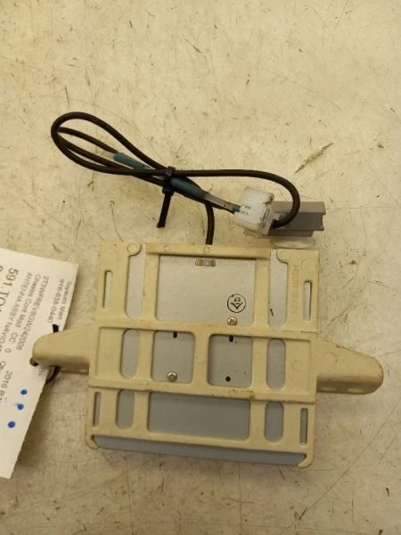 2016 TOYOTA RAV4 XLE 2.5L FWD AT ANTENNA AMPLIFIER CONTROL MODULE ECM  - Image 2 of 4