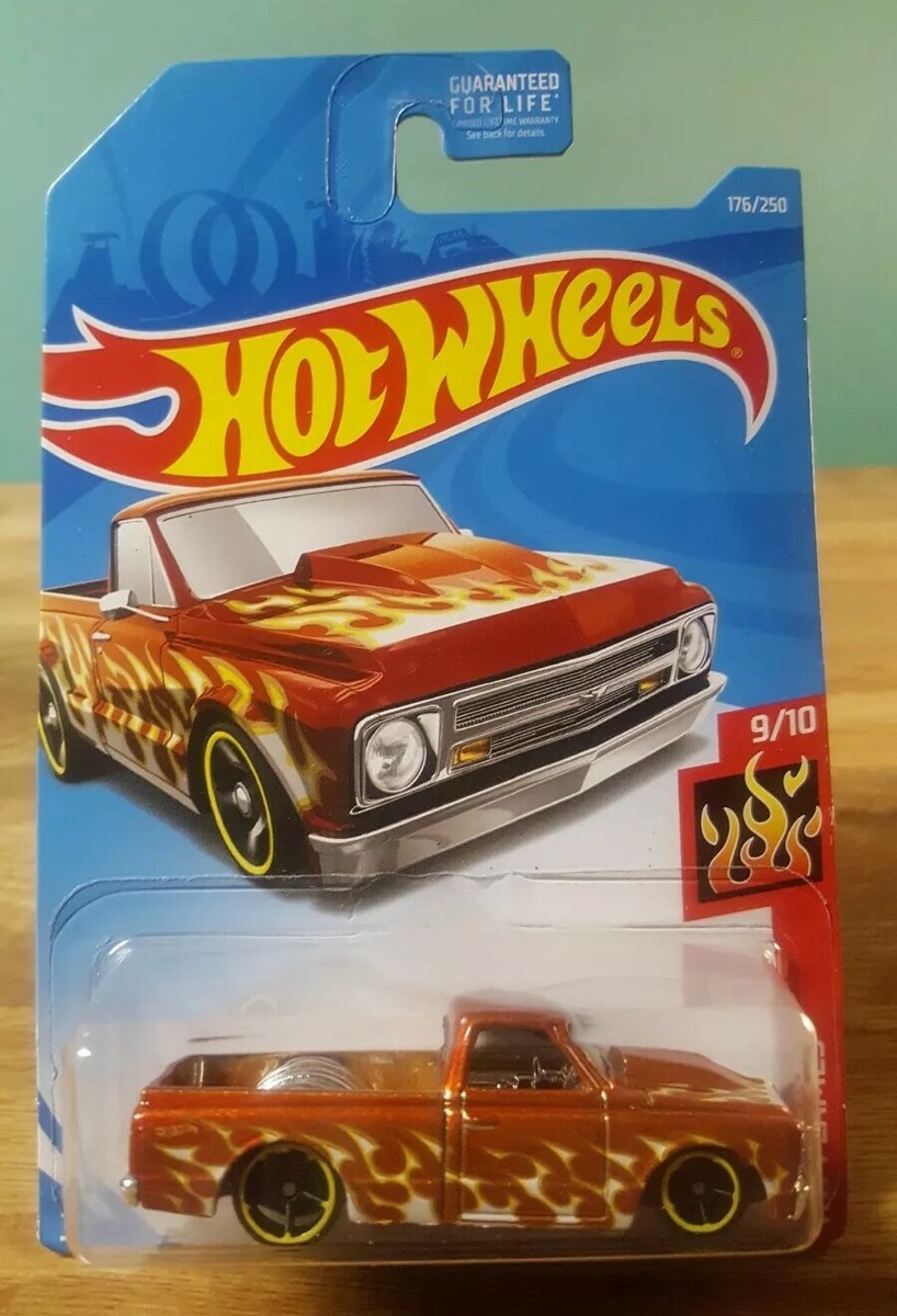 ミニカー HOT WHEELS CHEVROLET C/10 Amazon.com: Hot Wheels Chevrolet C10, Stars & Stripes Series