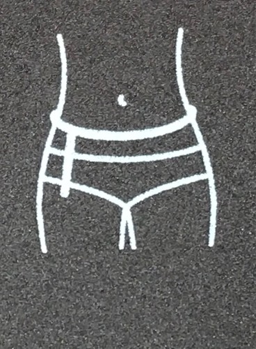 WEEKDAY FIGARO CHAIN WAIST BELT BN ON CARD - Picture 2 of 6