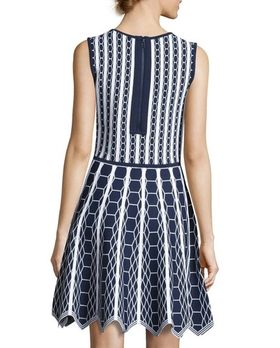 PINK TARTAN Blue & White Hexagon Fit & Flare Knit Dress XS - Picture 3 of 13