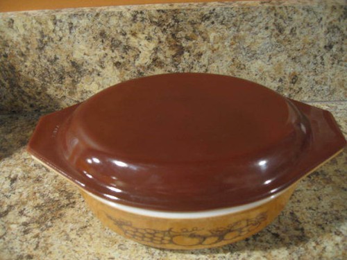 Vintage Pyrex Old Orchard 043 Oval Casserole Dish w/ Lid Tan Brown Fruit Pattern - Picture 12 of 12