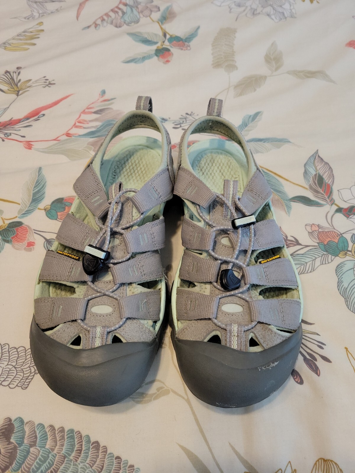 Sandali sportivi da trekking all'aperto impermeabili Keen Newport H2 da donna taglia 9 5 grigi