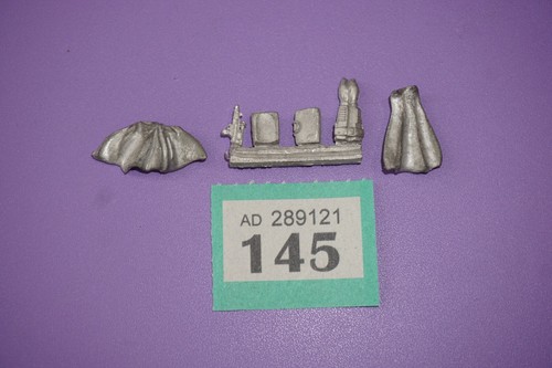 Grenadier Superheroes 4001 Super Heroes Accessories and Capes metal - Picture 1 of 3