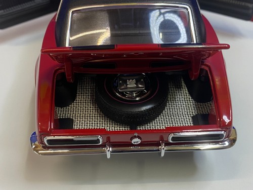 LANE COLLECTIBLES EXACT DETAIL 1/18 RED 1967 CHEVROLET CAMARO 1 OF 3000 #1345 - Picture 12 of 22