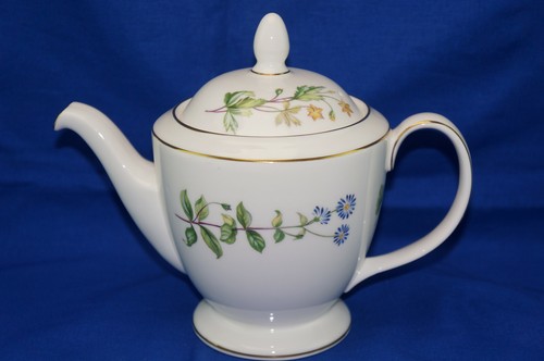 Minton Meadow S745 Tea Pot, 5 1/8", with Lid, 4-Cups