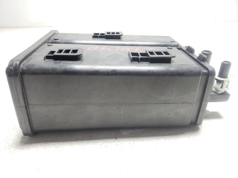 Mazda CX-9 2007-2015 bote de vapor de combustible OEM CY01-13-96ZD Foto 4 de 4