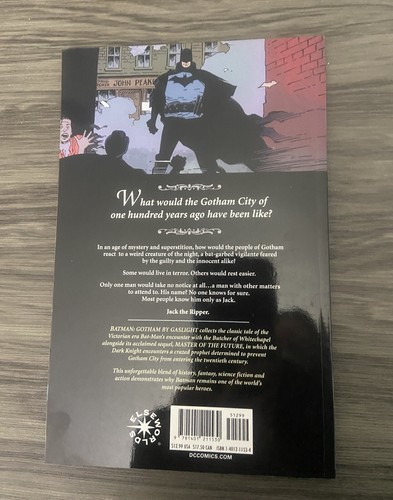 2 Batman Comics - Picture 5 of 5