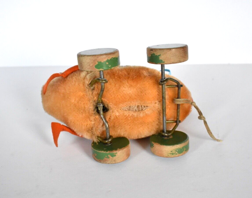 STEIFF VINTAGE DUCK ON WOODEN WHEELS 1950s 1960s Mohair Easter Pull Toy - Picture 5 of 6