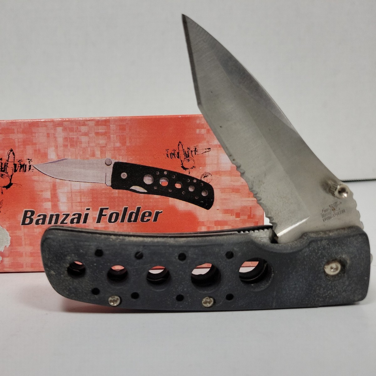 Frost Cutlery Flying Falcon Banzai Folder Pocket Knife 15-374B