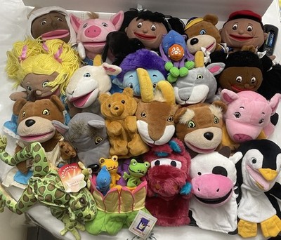 LAKESHORE Lot of 23 Hand Puppets Goldilocks Three Little Pigs FOLKSMAN Lot