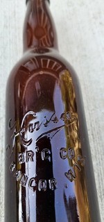 PRE PRO 12 oz. EMBOSSED HUSSA BR'G Co. BEER BOTTLE BANGOR WISCONSIN NICE!