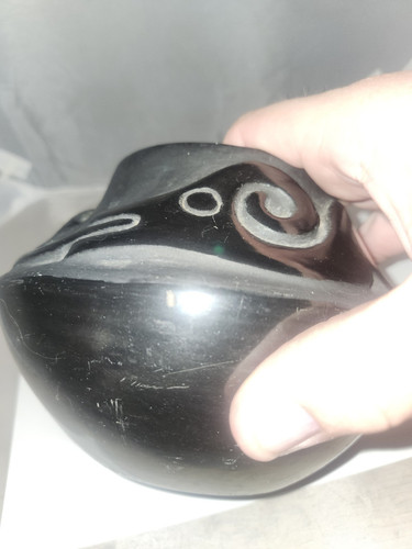 Vintage Rose Gonzalez San Ildefonso Pueblo Native American Carved Black Pottery - Bild 11 von 12