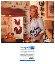 Melissa Peterman 'Young Sheldon' Signed 8x10 Photo 'Brenda Sparks' ACOA