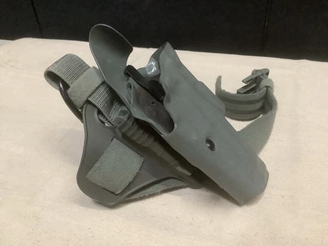 Beretta m9 92 96 Safariland 6385 Tactical Holster Drop Leg Green QLS preown - Image 3 of 4