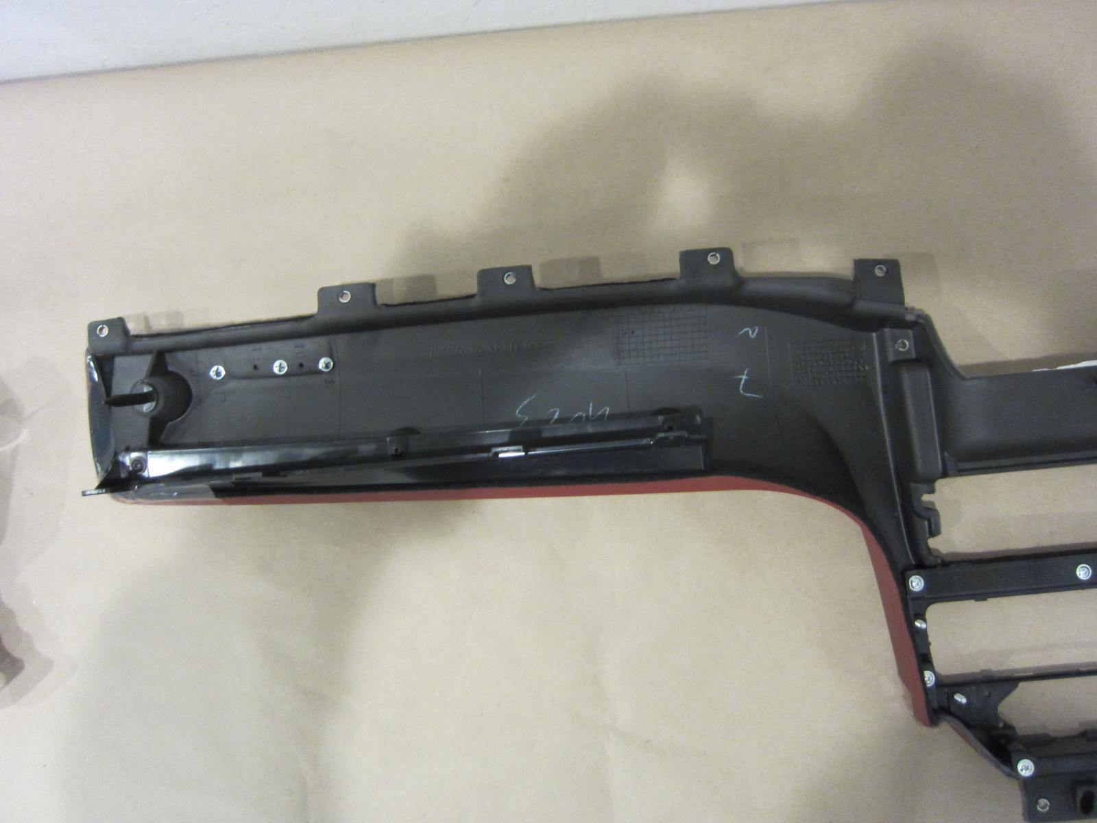 Maserati GranTurimo.  Central Dashboard Trim Panel/Bordeaux (NEW) Part# 69897507