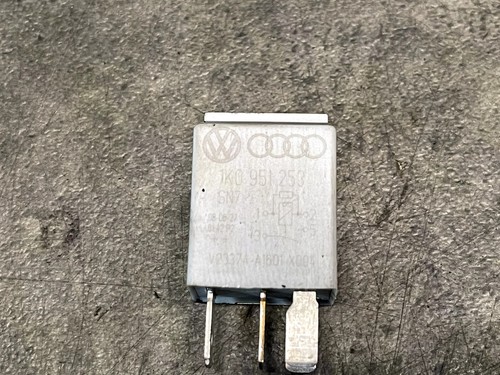 VW Audi Relais 449 1K0951253 Kraftstoffpumpenrelais #N27516