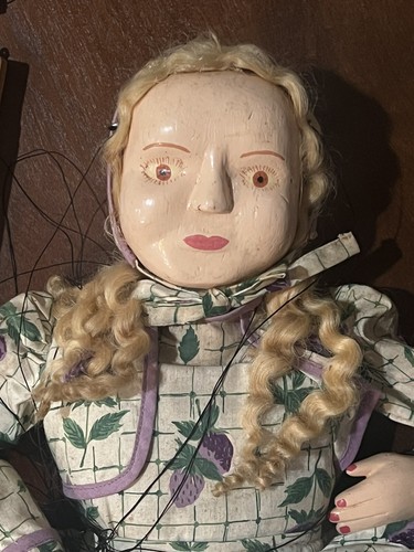 Vintage *RARE* Marionette Folk Woman. No Markings. Appears Very Old. Sold As Is - Picture 7 of 10