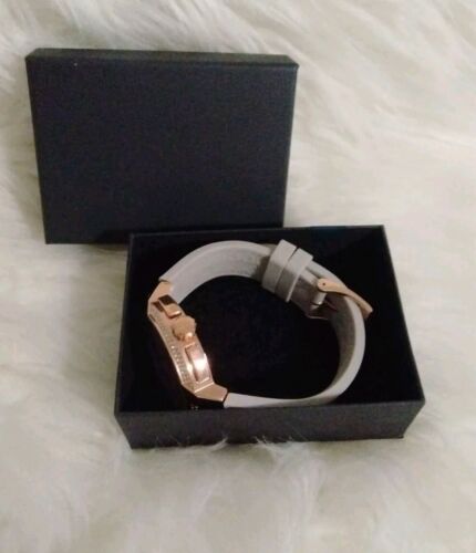 Michael Kors MK-6949 Orologio Sportivo Oversize Pavé Colore Oro Rosa e Logo - Foto 5 di 5