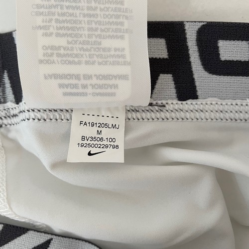 Nike Pro Three Quarter Leggings Big Boys Sz M White And Black New Without Tags - Picture 8 of 8