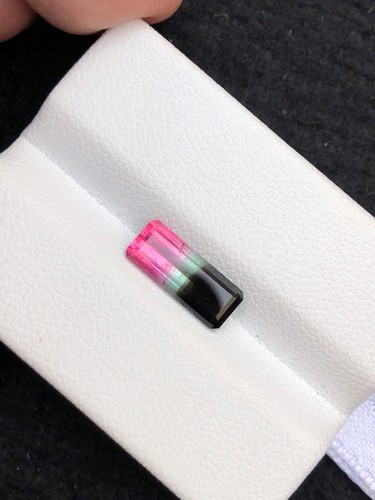 1ct Rare Unique Aesthetic Tricolor Natural Tourmaline Ethically Sourced - Picture 11 of 12