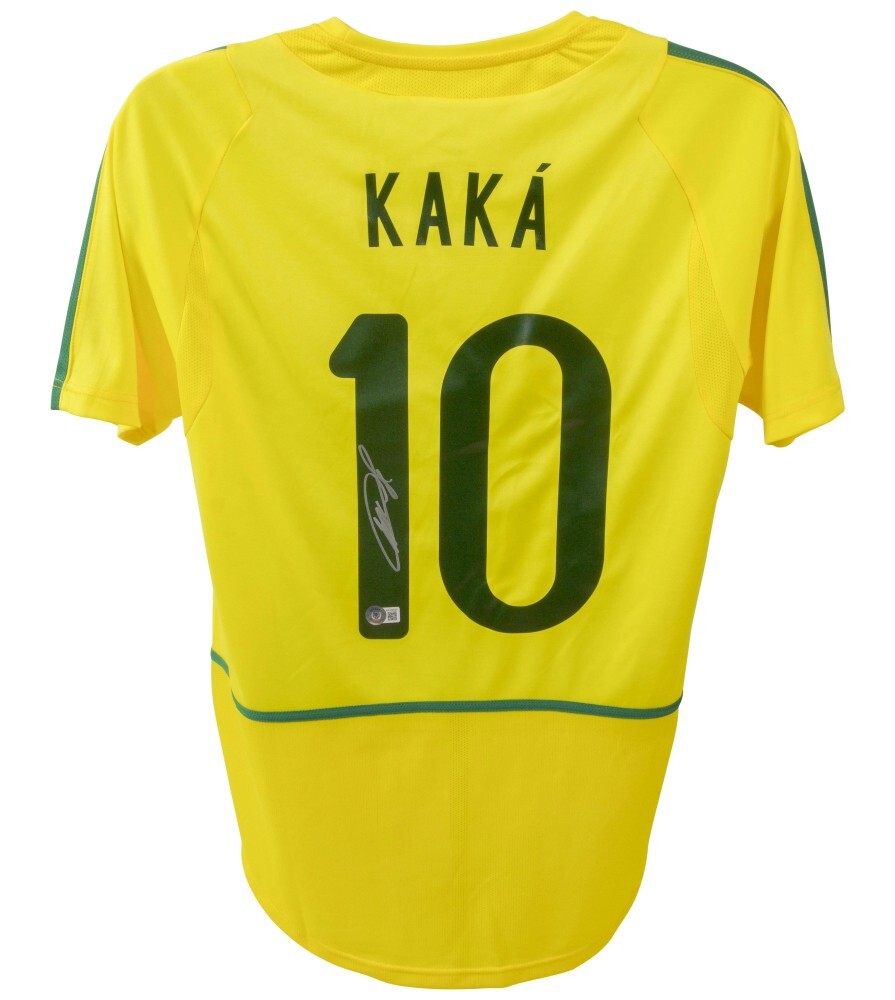 Ricardo Kaka Signed Team Brazil Jersey (Beckett) Attacking