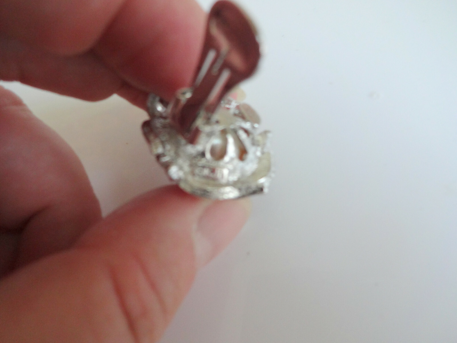 Vtg Signed KJL Kenneth Jay Lane Cabochon Pearl Cl… - image 10