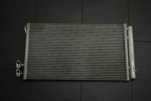 BMW 1er E81 3er E90 X1 E84 Z4 E89 Kondensator 9229021 Klimakondensator Trockner