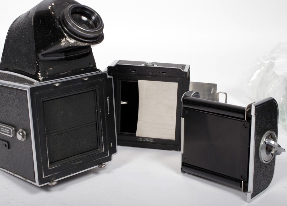 Hasselblad 500C camera w/ Distagon 50mm F4 lens + A12 Back +