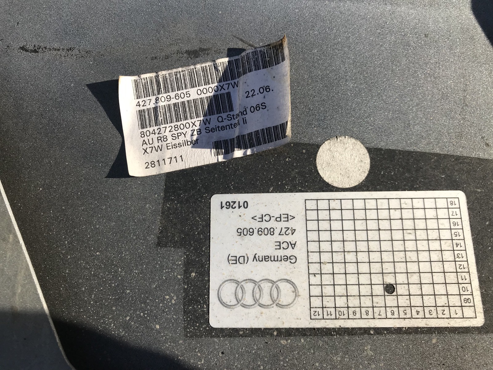 2011-15 AUDI R8 SPYDER CONVERTIBLE  -UPPER QUARTER PANEL OEM, 427 809 605