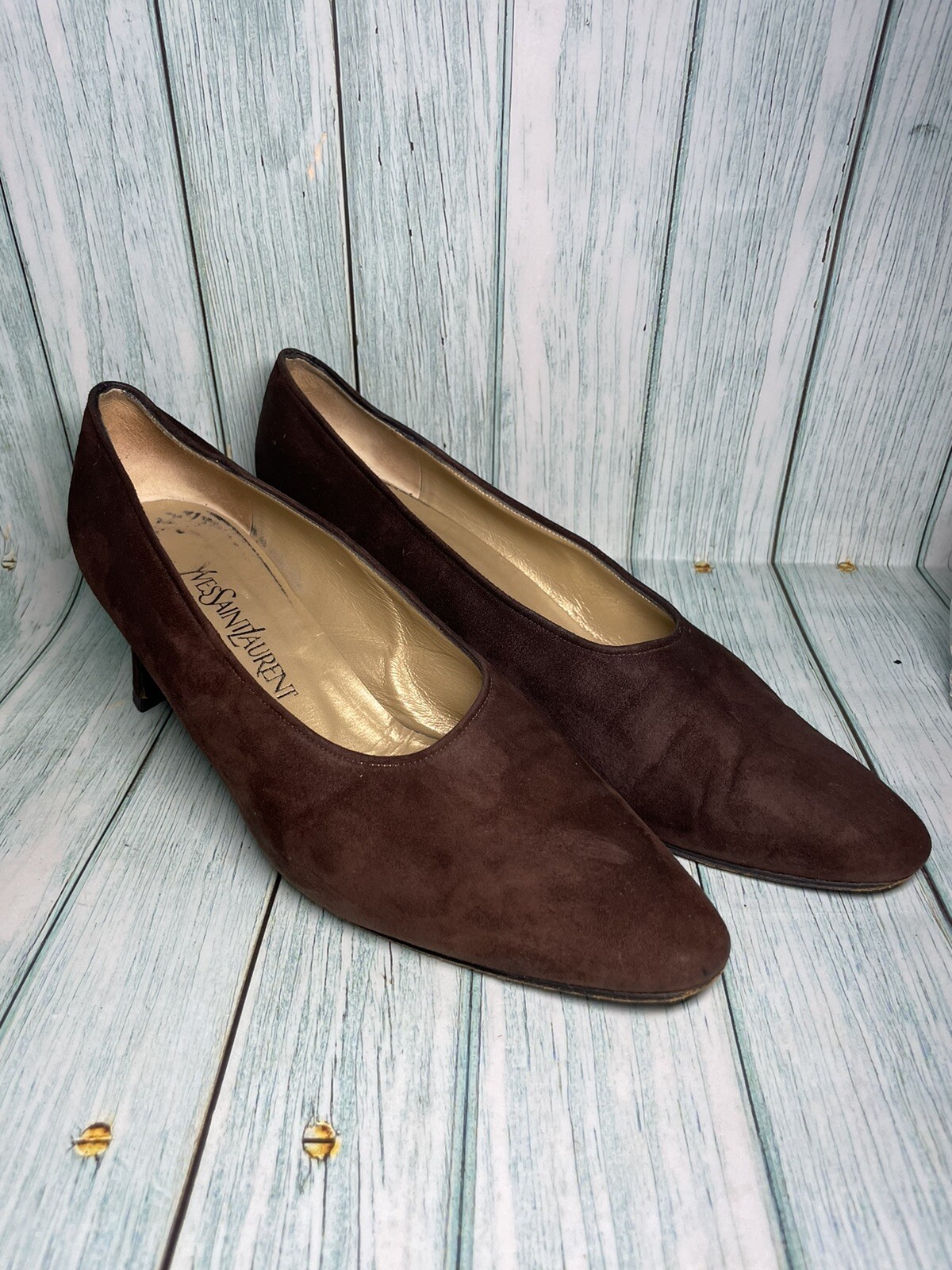 Scarpe vintage Yves Saint Laurent scamosciate tacco marrone Italia Luigi XV punta mandorla