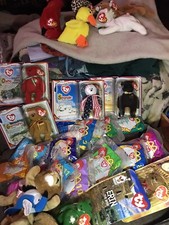 32 beanie babies McDonald  s set and more , all with tags