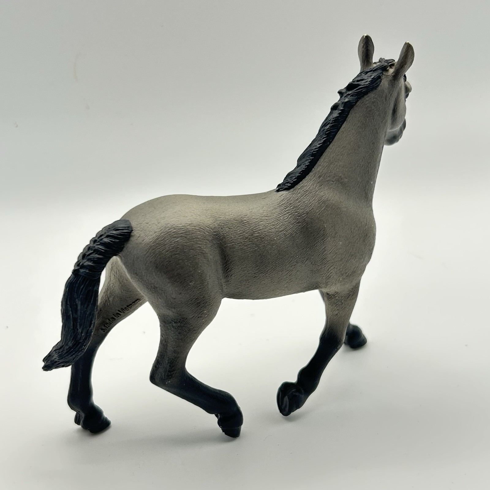 Schleich Cheval de Selle Francais Mare Horse Figure NEW Realistic 13955