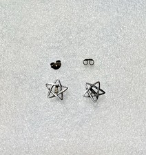 925 Sterling Silver Petite 5 Pointed STAR Stud Earrings
