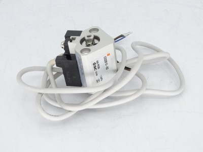 SMC CDQ2B12-5D-F7PV PNEUMATIC CYLINDER