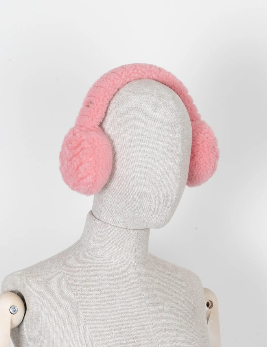NEW Gucci Shearling Ear Muffs With Double G Pink 100