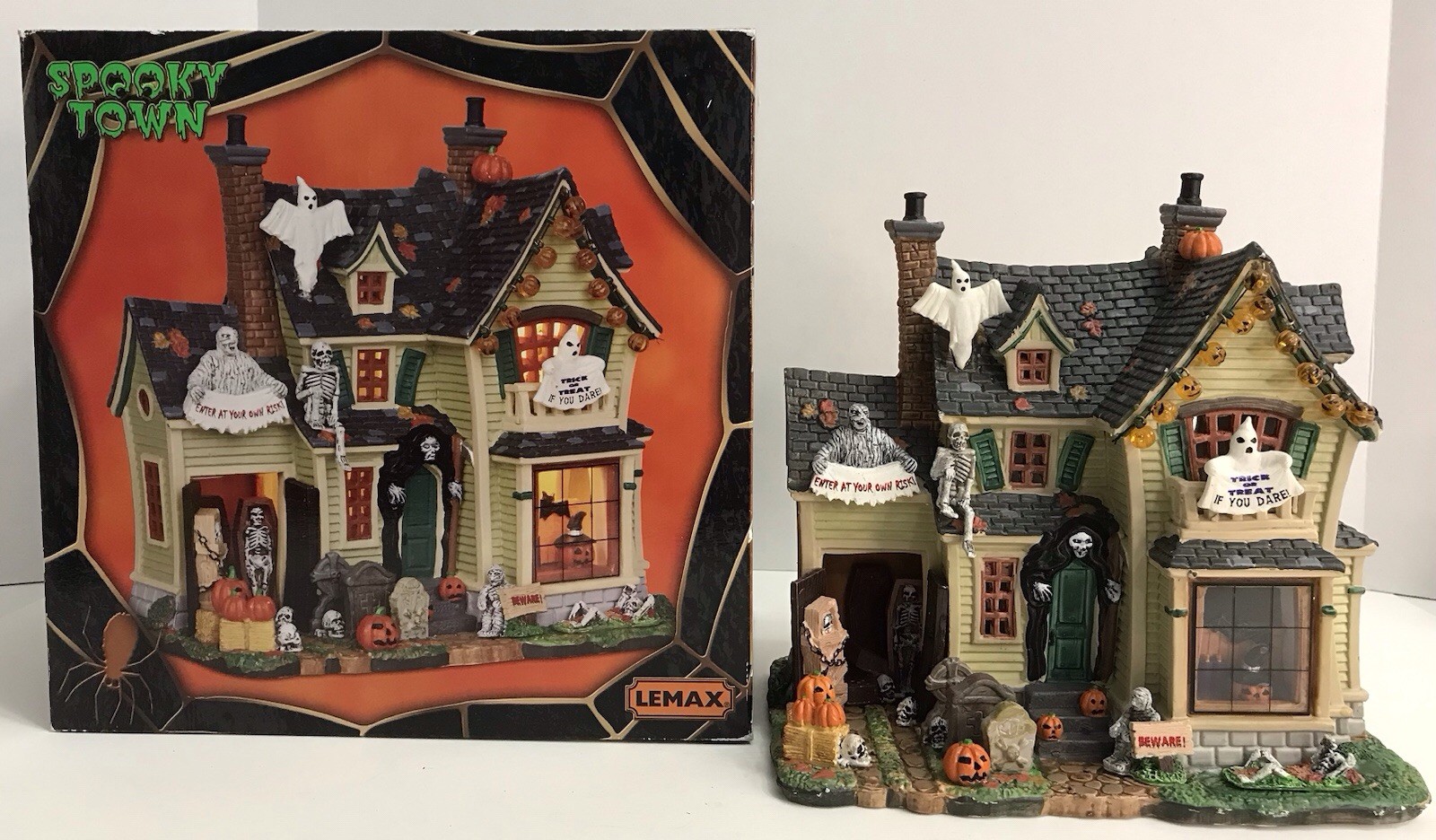 Lemax Spooky Town Halloween Haunted House No Light Cord