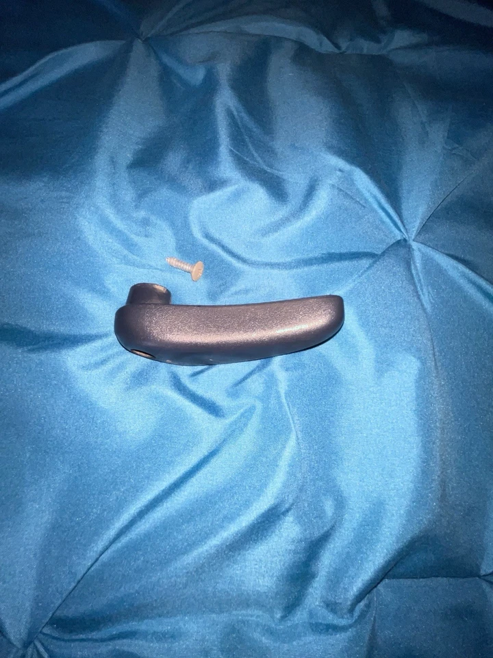 1995-2000 Chevy Suburban Tahoe Seat Handle Lever Driver Blue w/ Screw OEM — 第 3/4 张图片