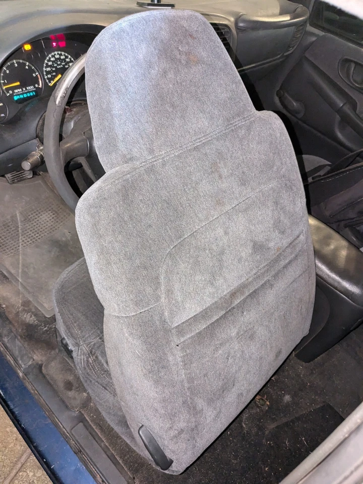 Conjunto completo asiento manual tela lado conductor delantero Chevrolet S-10.  (Desde A 2000) Foto 2 de 3