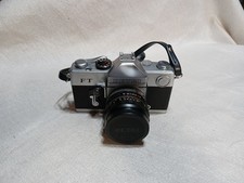 Petri FT Vintage Camera with Petrs F 1:18 55mm lens- Clean