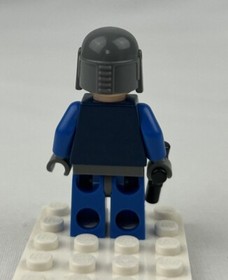 LEGO Star Wars Mandalorian (Blue) Trooper Minifigure No Jetpack / 7914 / sw0296