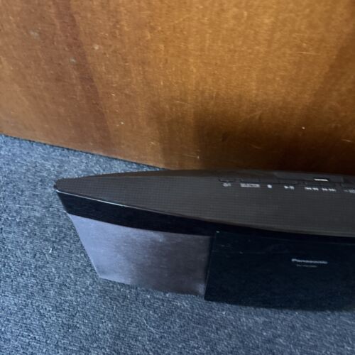 Panasonic Compact Stereo System CD Bluetooth AM/FM Player SC-HC200 - Picture 4 of 16