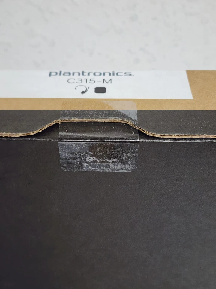 PLANTRONICS Blackwire C3215 Mono USB-A & 3.5mm Plug Headset for Microsoft Lync - Image 3 of 4